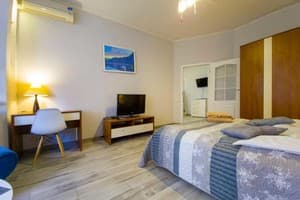 Квартира Home Hotel на Подоле ул. Волошская, 51/27. Апартаменты 4-местный Двухкомнатная на ул. Волошская, 51/27 2