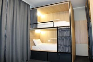 Хостел Kyiv hostel & hotel. Місце у чоловічому 12-місному номері G 1