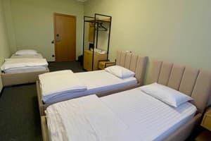 Хостел Kyiv hostel & hotel. Стандарт тримісний  2