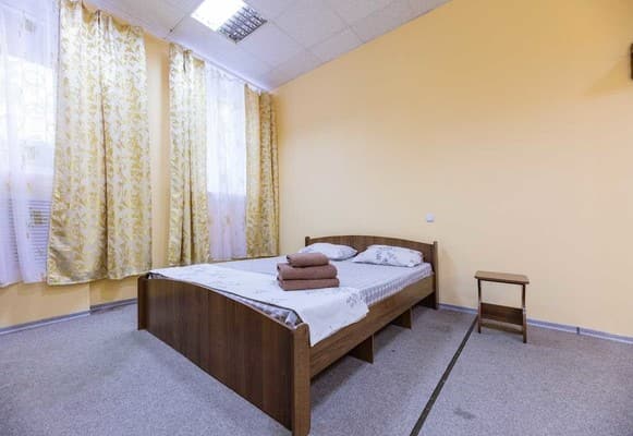 Возле Бессарабки на ул. Кропивницкого 2